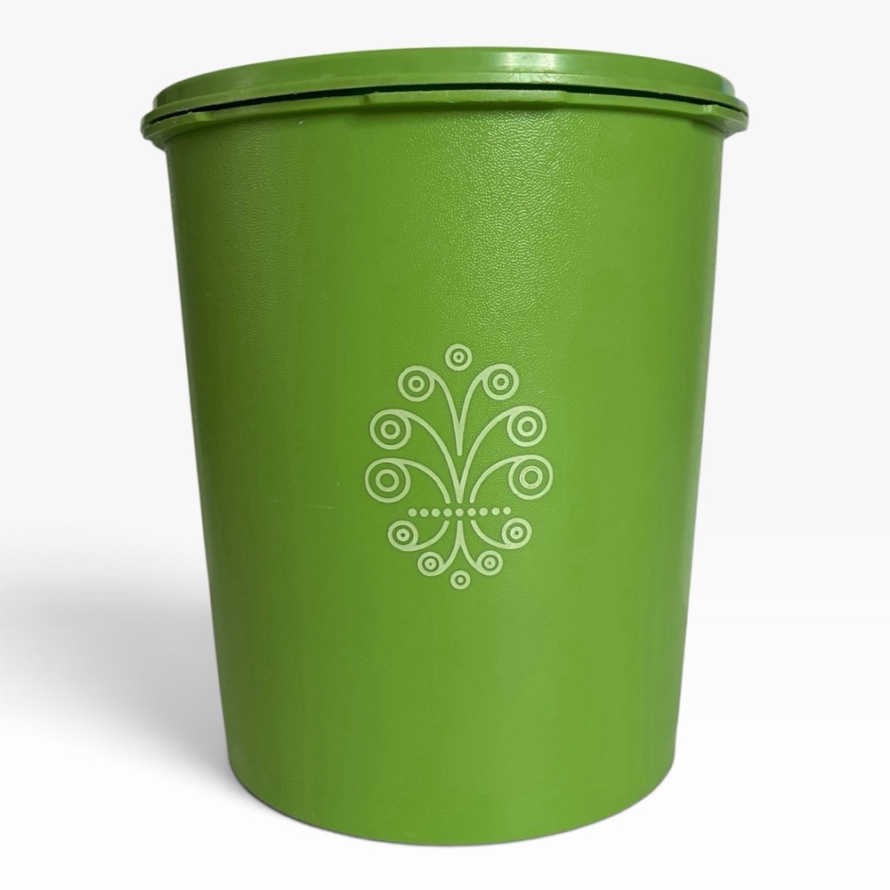 Vtg Tupperware Servalier Vintage Avocado Harvest Green 5 Cup Canister 811